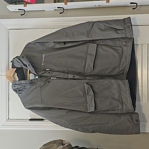 Size M Grey Columbia Rain Jacket